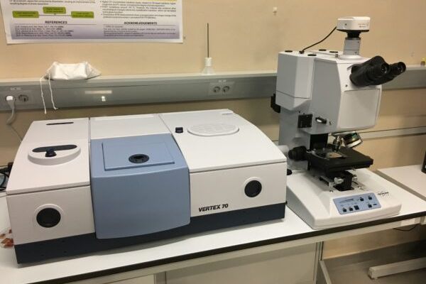 FTIR VIS-NIR Spectrophotometer